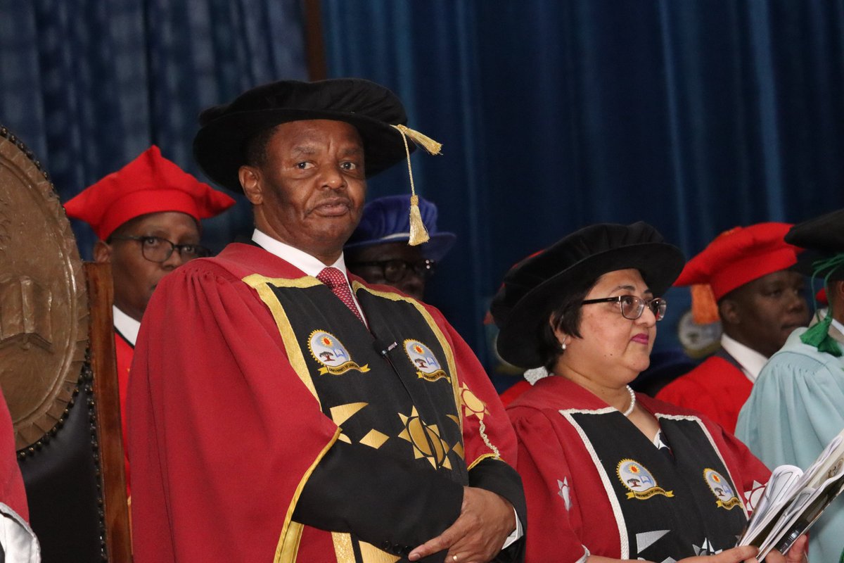 ULvarsity's tweet photo. The Academic Procession enters the Hall at the 2022 Spring Graduation Ceremony. #ULEvents2022 #ULGraduations2022 https://t.co/P7dD0a6dXQ