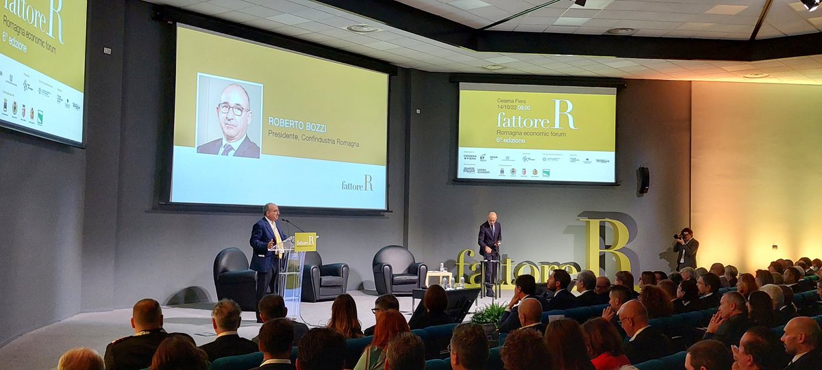 FattoreR tweet media