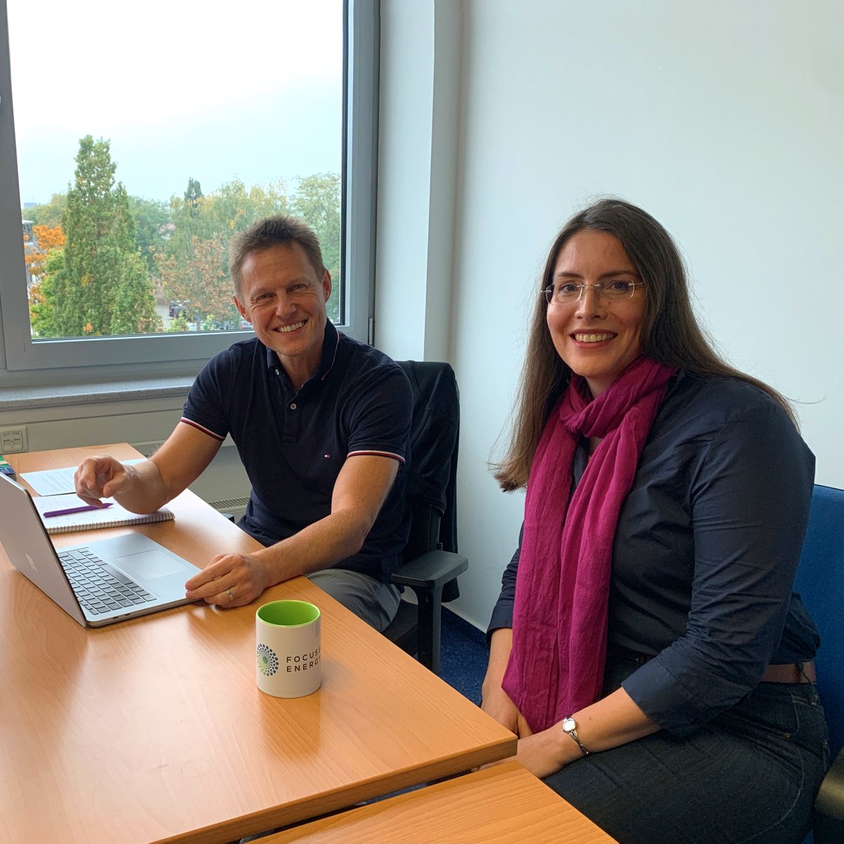We already have the top scientists and engineers for #laser-based #fusion on board. Our co-founder and CEO, @ThomasForner2, and Vera Wyderka, Head of HR, are discussing the next strategic hires.