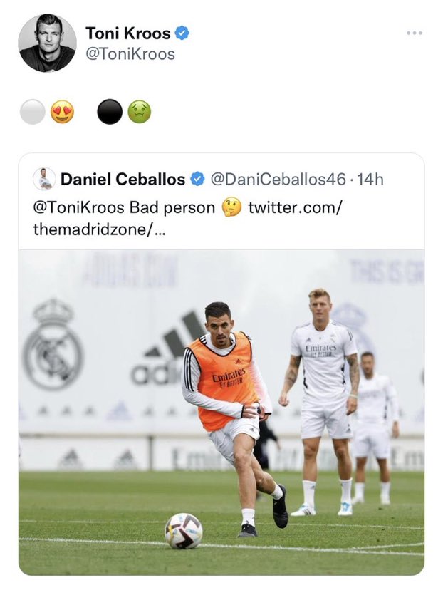 Meendii__'s tweet photo. Kroos ha tenido que borrar este tuit diciendo que prefiere las botas blancas a las negras porque le han llamado racista. 

Qué mundo de mierda se está quedando. https://t.co/lbNTdNuSet
