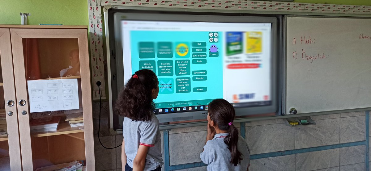 Dyk kurslarimiz devam ediyor, ogrencilerimiz farklilastirilmis ogretim metodlarıyla egitim görüyorlar.<a href="/AdemKoca46/">Adem Koca</a> <a href="/EbaMersin/">Mersin EBA</a> <a href="/MersinMEM/">Mersin İl Millî Eğitim Müdürlüğü</a> @harungergin <a href="/mut_mem/">Mut İlçe MEM</a> <a href="/eba_mut/">Mut EBA</a> <a href="/ibrahim_oguz/">İbrahim OĞUZ</a> @Abdulla42167829