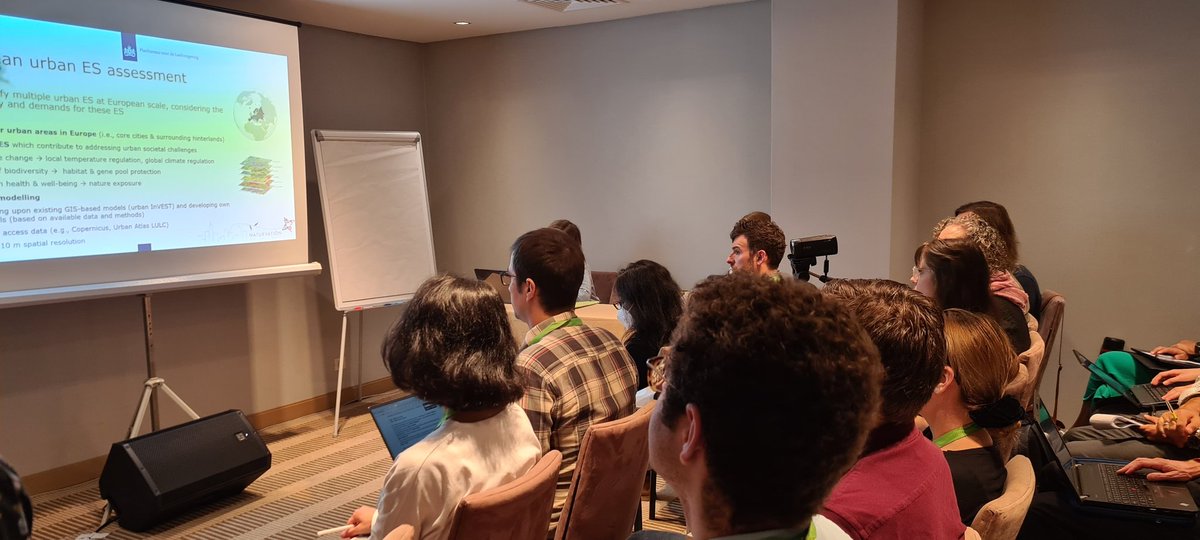 MsRiffat's tweet photo. Highlights of the Last Day @ESPartnership europe conference
⚡️ blue Fridays instead of black Fridays - by Ana Vitoria de Magalhaes
🤝 interesting discussion with Prof. Roy Bender 
👥👥 ES modelling for NbS - the session is full of audience
#ecosystems #transformation https://t.co/FHJ2xgCPwB