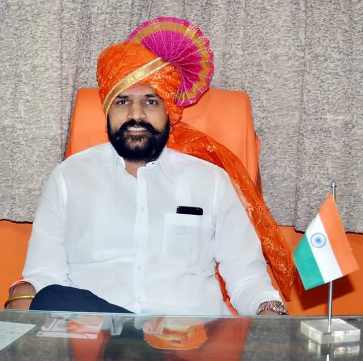 manwate_suraj's tweet photo. Happy birthday 🎂 member of legislative assembly parbhani Dr.Rahul patil sir 💐❤️ @MLA_RahulPatil https://t.co/KEjYUrTHgM