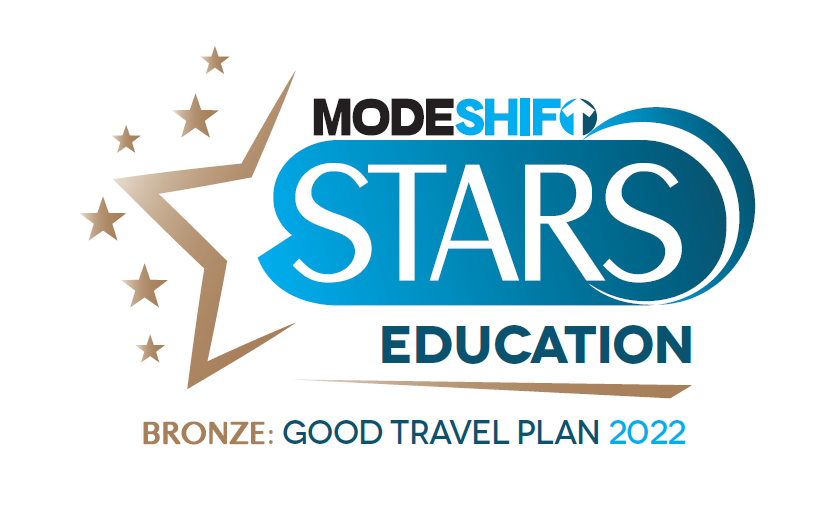 Be_Travel_Smart's tweet photo. Great to join @HPSDerbyshire for their celebration assembly to introduce Walter &amp; the ways to #Wellbeing for Travel Smart Week and to congratulate them on achieving @TeamModeshift bronze #STARSAccreditation for all their #ActiveTravel initiatives
🎶keep on rollin'🎶  
🦉🛴🚲👨‍🦽🚶 https://t.co/xRmwghMgnk