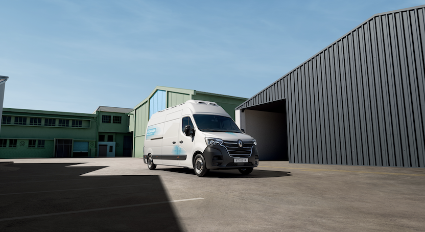 HYVIA_Official's tweet photo. Hydrogen revolution is ON.
HYVIA is ON the road.
Made in France.

Press release 👉 https://t.co/5dherq1Jjv

#RevolutionIsOn #MondialAuto2022 #greenhydrogen #mobility #innovation #energytransition #RenaultGroup #PlugPower https://t.co/QFRF37sbTA