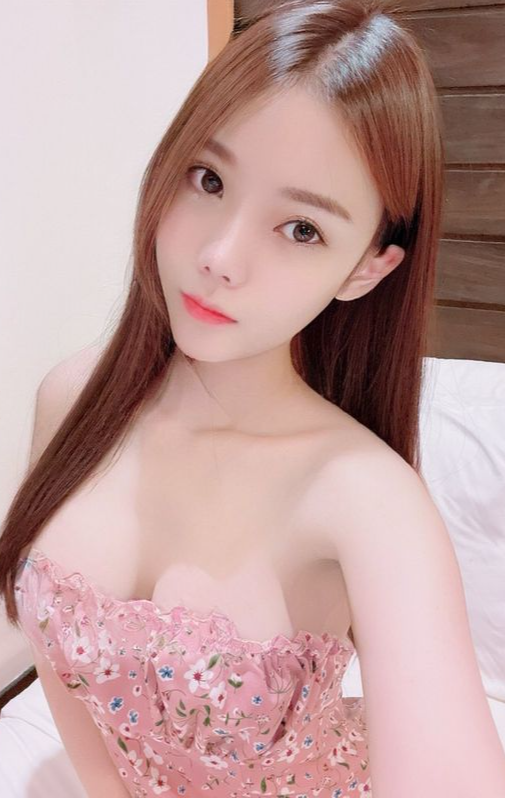 XuntaApp's tweet photo. Hi，We work in Pattaya as a freelancer. 
If you want to meet me add line👇👇
https://t.co/u4UT5n1hwS

#Thailand #Bangkok #Pattaya #girlfriends #dating #thaigirls https://t.co/RML99jJBUd