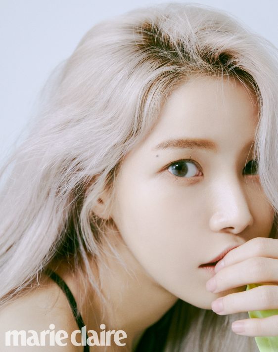 믿고 듣는 마마무 🎶🎤가 열두 번째 미니앨범 <MIC ON>으로 돌아왔습니다! 20년도 6월, 솔라와 함께했던 #마리끌레르 화보를 다시 한번 만나보세요. 
#솔라 #마마무 <a href="/RBW_MAMAMOO/">마마무(MAMAMOO)</a>
marieclairekorea.com/celebrity/2020…