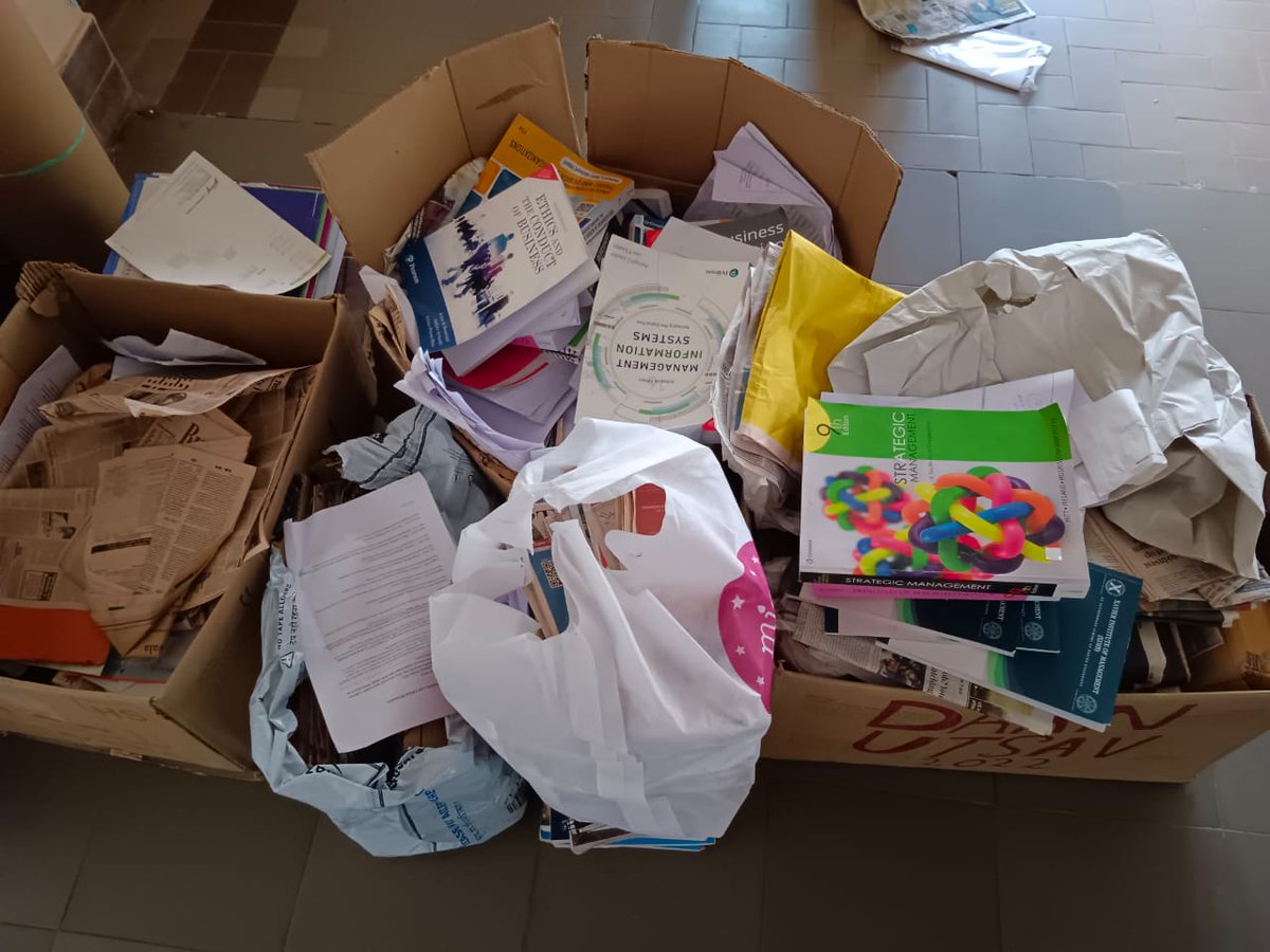 srcximb's tweet photo. SRC with @BakulFoundation concluded DAAN UTSAV drive✨
In just 72 hrs, we raised 150kgs of paper. This will be recycled & the amount raised will be used to set up community libraries📚
Also, 10,000kgs of paper collected = 170 trees saved! That is almost 3🌳 saved
#srcximb #joy https://t.co/KqUHBvyfWZ