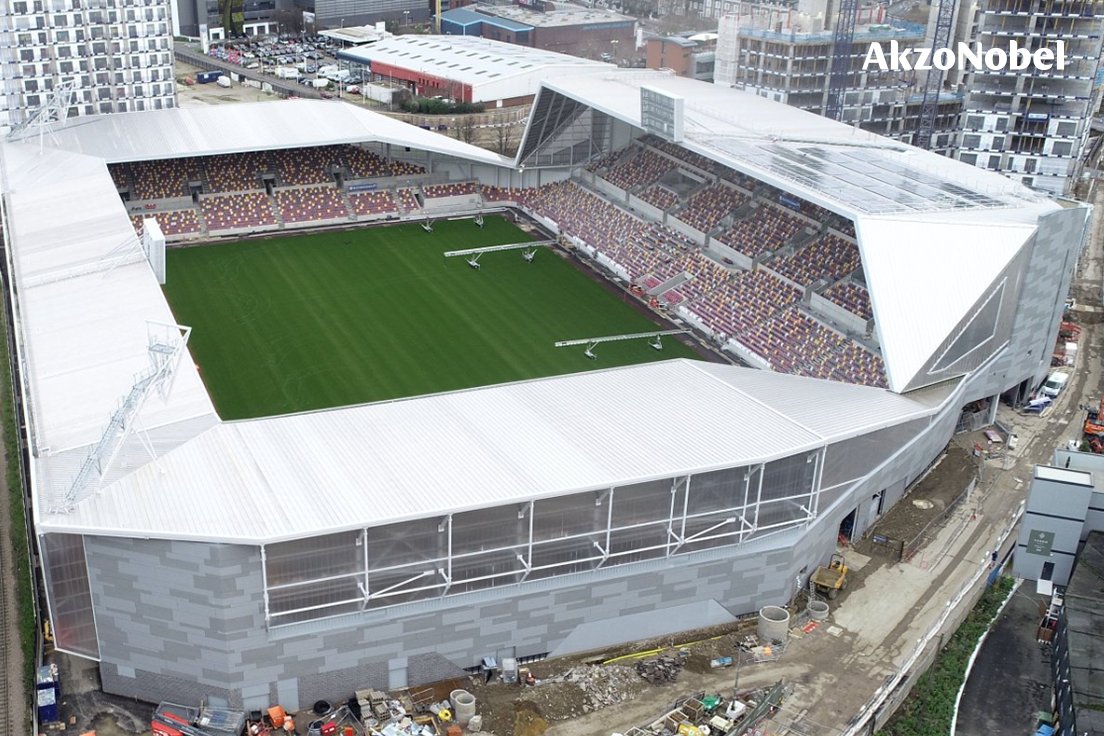 AkzoNobel's tweet photo. What do the Silk District in London and Brentford FC’s stadium have in common? The stone effect in the architecture isn’t really stone. It’s our powder coatings! Here’s how it’s done https://t.co/7Q6uIQDWV9
#PeoplePlanetPaint #Interpon #PowderCoatings https://t.co/OTwPnz5qzB