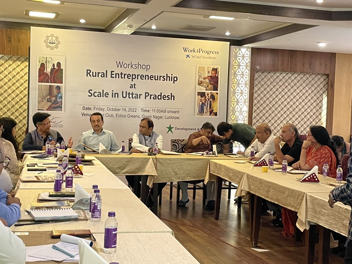 Supriya0410's tweet photo. @Shrashtant CEO, Development Alternatives Group, talks about #innovation and #collaboration being the key drivers of #inclusiveentrepreneurship development at scale in the Workshop on “Rural Entrepreneurship at Scale in Uttar Pradesh” by @DAperspectives @TRIFoundation https://t.co/9HvYAItAFr
