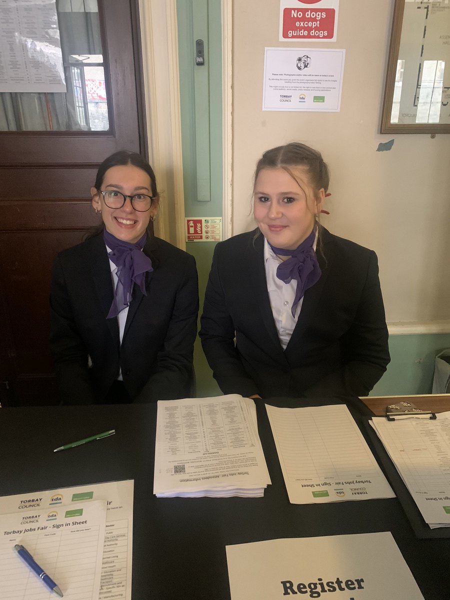 hayley_chami's tweet photo. @sdcollege L3 #Travel and #Tourism students are all set to support visitor registration at the #torbayjobsfair today and  looking forward to further developing their customer service skills @TDATorbay  @JCPinDevon #torbaybusiness #workexperience #localbusiness #customerservice https://t.co/vCehrPsKMu