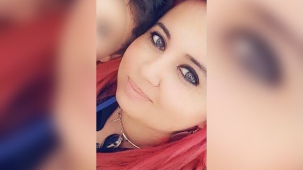 #BaharTorun Adana’da Burak Acar tarafından barışma teklifini reddettiği bahanesiyle ateşli silahla öldürüldü. Fail kaçtı.

Burak Acar derhal yakalansın, Bahar Torun için adalet sağlansın. Kadınlar özgür yaşayacak.
#KadınCinayeti