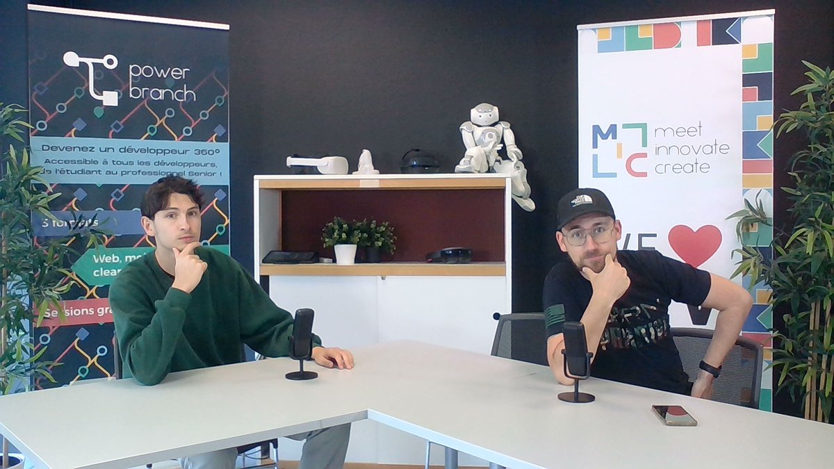 antoine_smet's tweet image. Reprise de la PowerBranch aujourd&apos;hui à 11h45 ! N&apos;hésitez pas à venir voir notre nouveau Setup sur Twitch 
#MICBelgique #PowerBranch

@lloyd_colart  twitch.tv/micbelgique?sr…