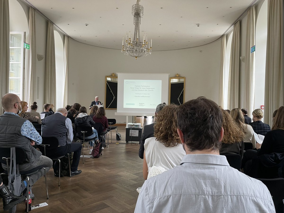 Und los gehts mit der Herbsttagung des Museumsverbands Baden-Württemberg zum Thema Digitale Partizipation im @BLM_Karlsruhe. Freue mich, am Nachmittag unsere digitale Partizipationsplattform Creative Museum vorzustellen!