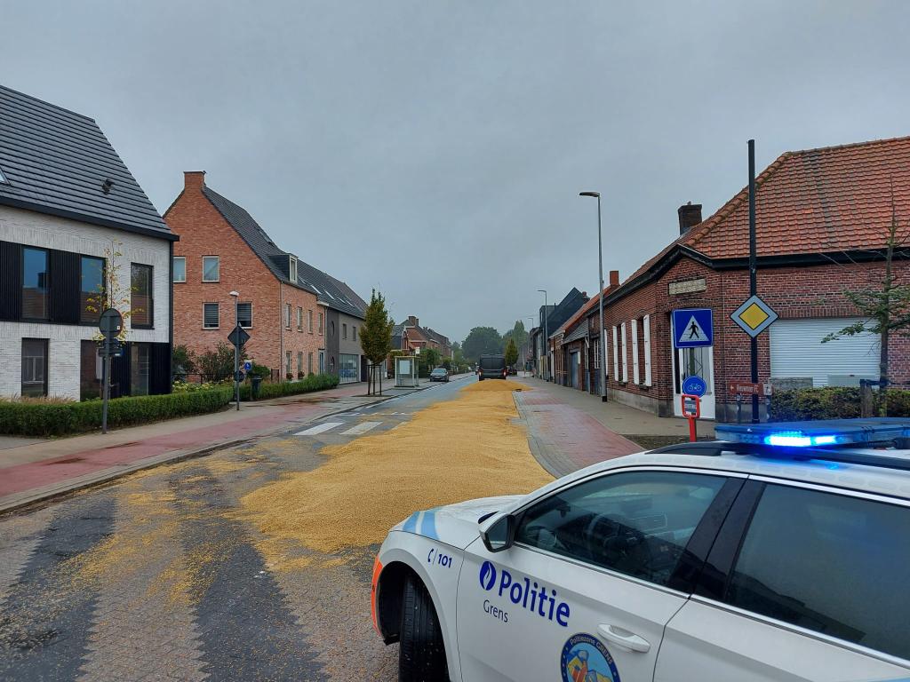 Politiezone GRENS tweet media