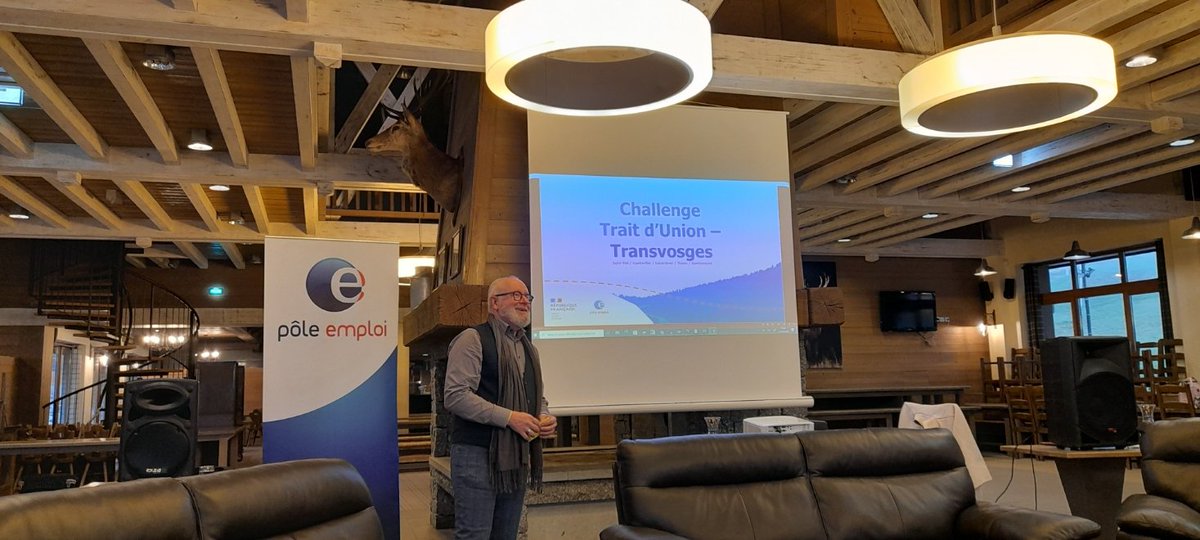 FTravail_GE's tweet photo. Le directeur de @poleemploi_GE Vosges @JLKientz_67 présente &amp; partage les objectifs, les pistes de réflexion. Les thématiques sont intéressantes elles vont nourrir les prochaines rencontres 🎯 ➡️ elles sont prévues au rythme d'un atelier mensuel jusqu'à fin 2023 #TousMobilises https://t.co/njK6gXsP4A