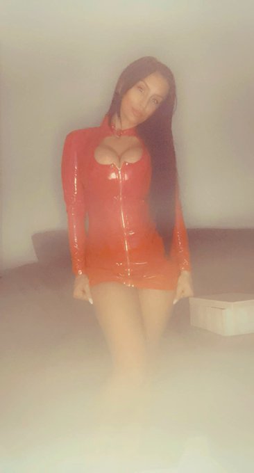 Started off well 🥶🥵 (screen shot from video - OnlyFans 💥 ) https://t.co/pfVVo0SCdA<a href="/tag/newprofilepic"class="tags"><span>#newprofilepic</span></a>