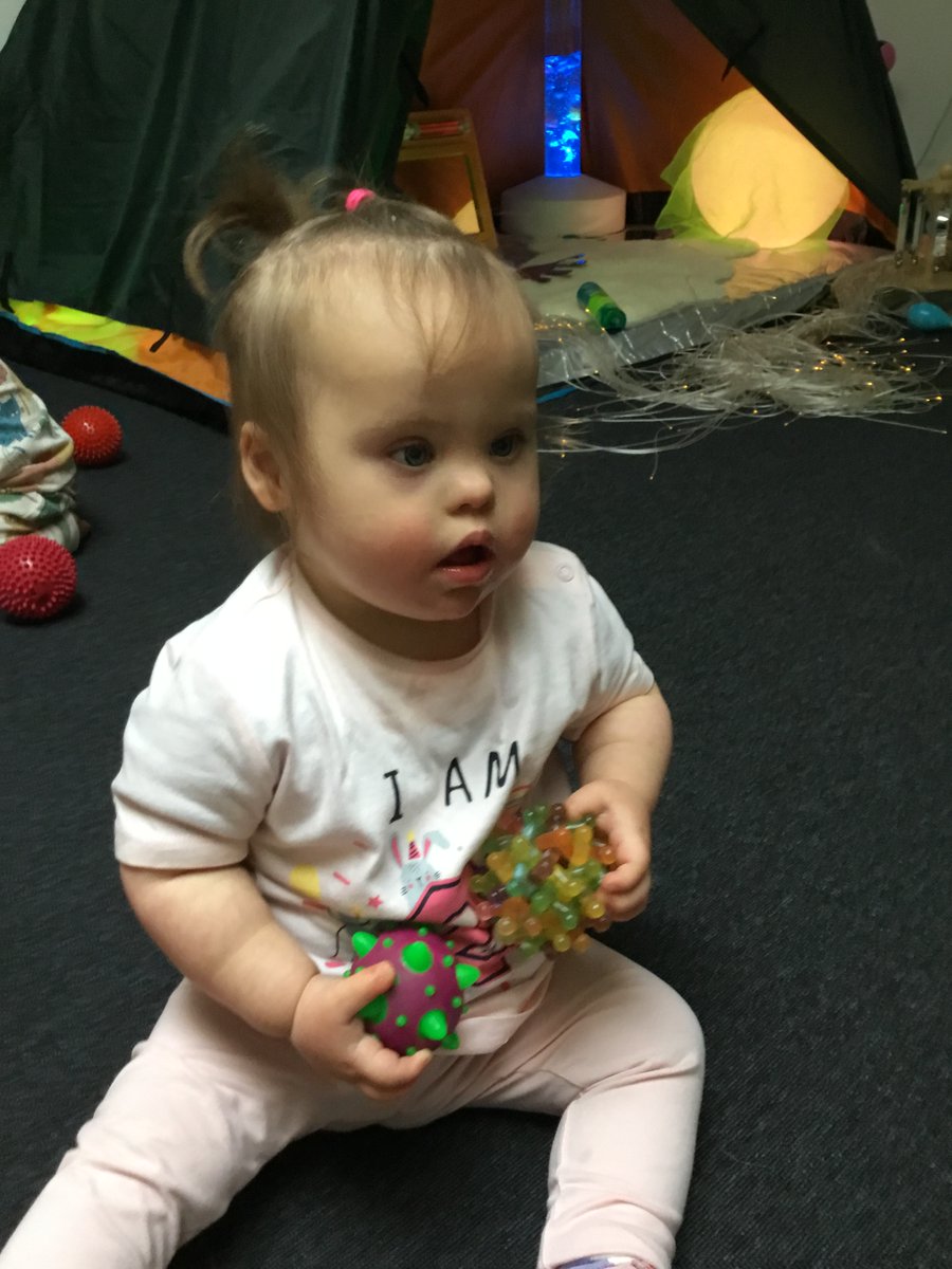 school_keys's tweet photo. This week KEYS children and staff helped to celebrate the 2nd birthday of our friend. We had lovely birthday treats and played some party games. 🥳🎂
#being2 #fun #friends #cake #dancing #music https://t.co/toIRZ8U76R