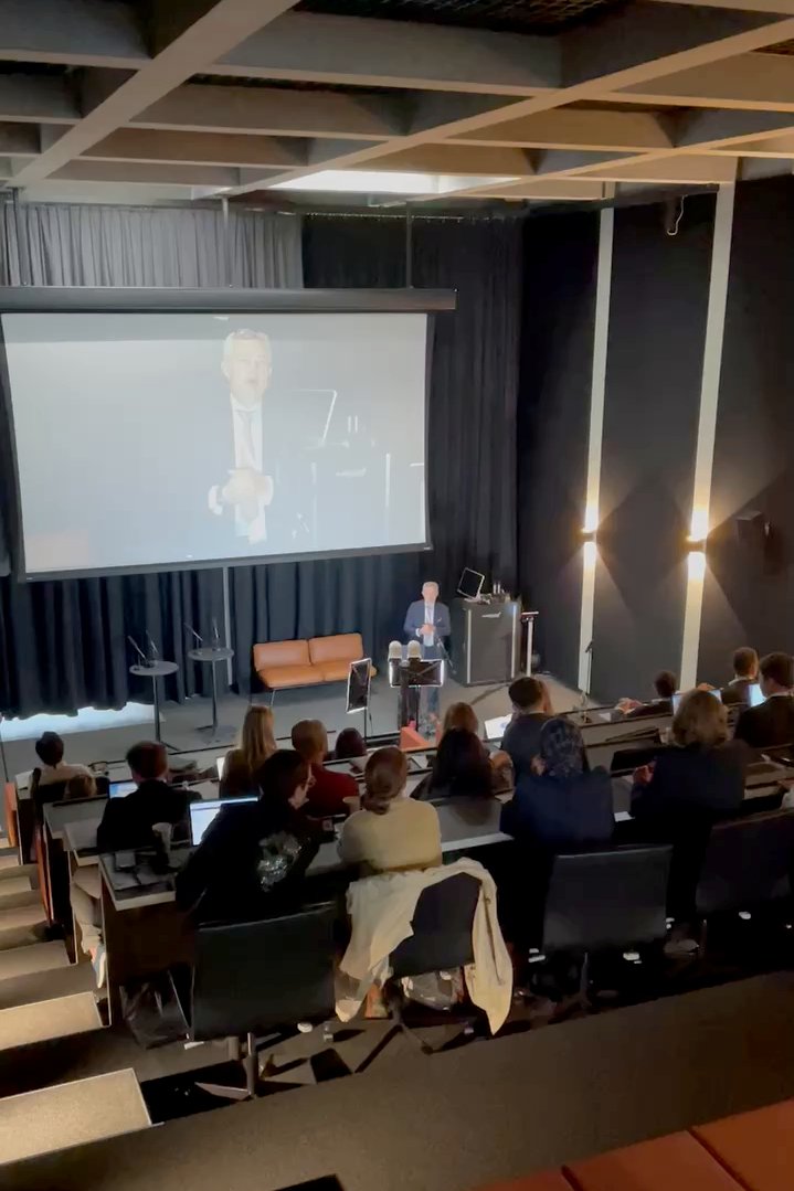 orsiacademy's tweet photo. 🚀Kick-off OCERT VIII at @orsiacademy !
Going forward by bringing academics, industry and scientific societies together!
#proficiencybasedprogression #evidencebasedtraining #roboticsurgery #surgicaltraining https://t.co/tp1eZzyXVa