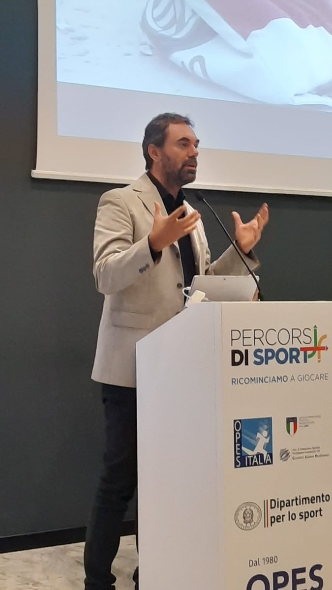 DanielePasquini: "Percorsi di Sport. Il mio percorso di sport con il Presidente Morico è iniziato ad Olimpia, la città delle Olimpiadi"

<a href="/Gp2Sport/">Fondazione Giovanni Paolo II per lo Sport</a> #PercorsiDiSport