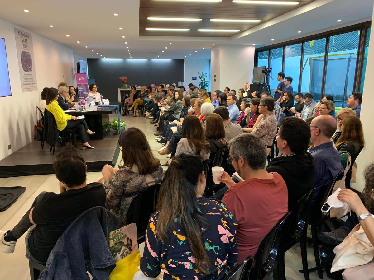 nel_amp's tweet photo. XX Seminario del INES
VI Conversación Clínica
💡 ¿Qué transferencia en la psicosis?

Presentan: Luisa Aragón y Paula del Cioppo
Comentan: María Hortensia Cárdenas y Gloria González
Con la participación de Guy Briole y Viviana Berger
Coordina: Susana Dicker https://t.co/0TIIiG44kj
