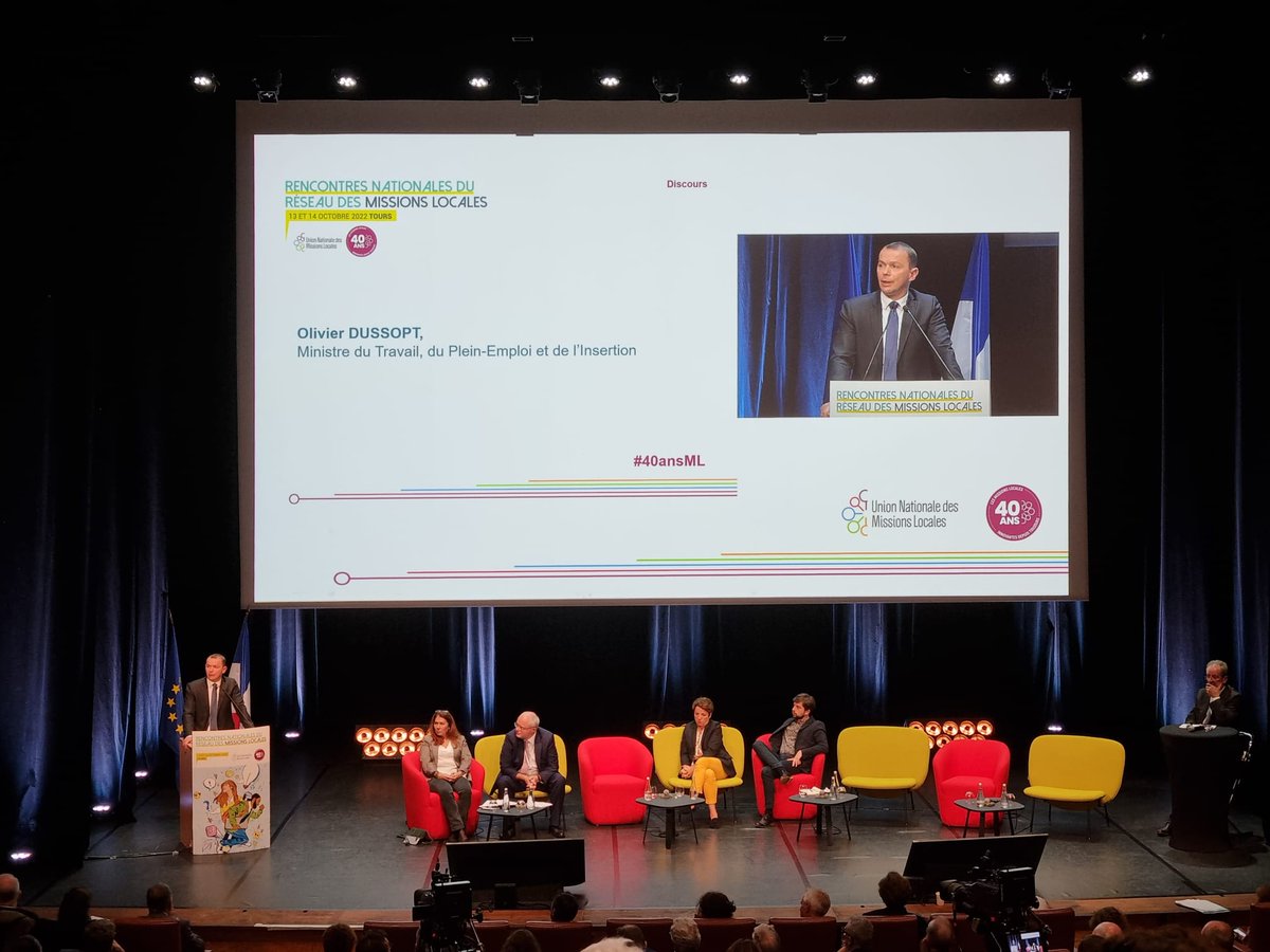 2ème jour à #Tours pour les Rencontres Nationales des #MissionsLocales. Au programme : échanges, débats, ateliers, groupes de travail, notamment avec le Ministre de l'emploi, du plein emploi et de l'insertion, Mr Olivier Dussopt. 

#emploi #40ansML #missionlocale
