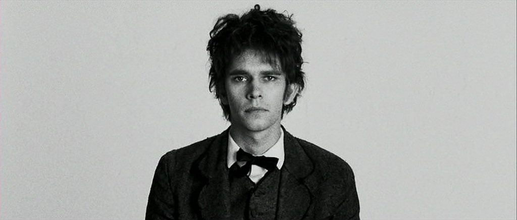 Happy birthday to the always outstanding Ben Whishaw. Can t wait to see him in Women Talking. 