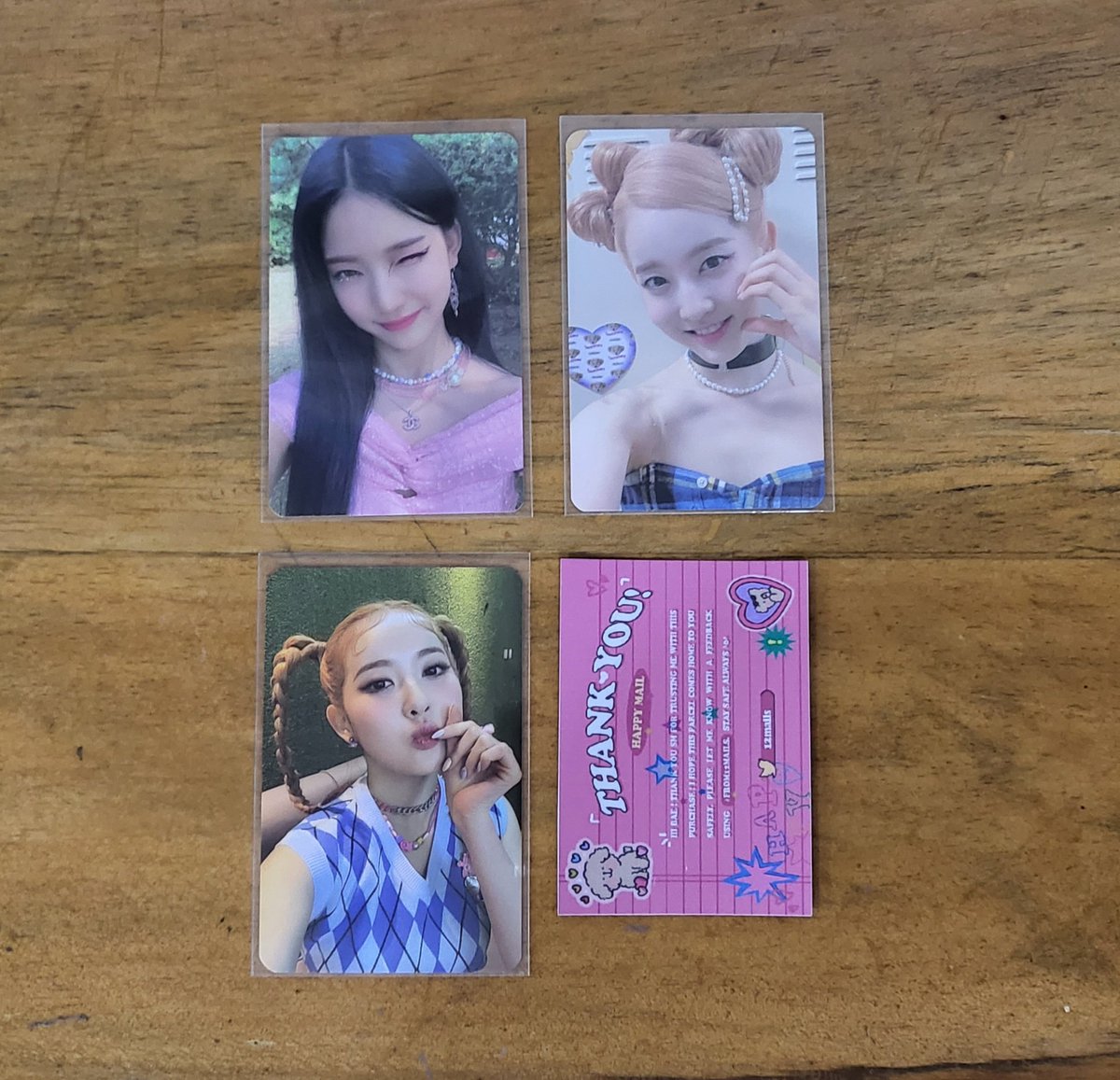 seungiepoca's tweet photo. — #skizflix_mails
hi @12mails i received isa wink set na po ^^ thank you so much ~
#FROM12MAILS https://t.co/Cb2geEjQz3