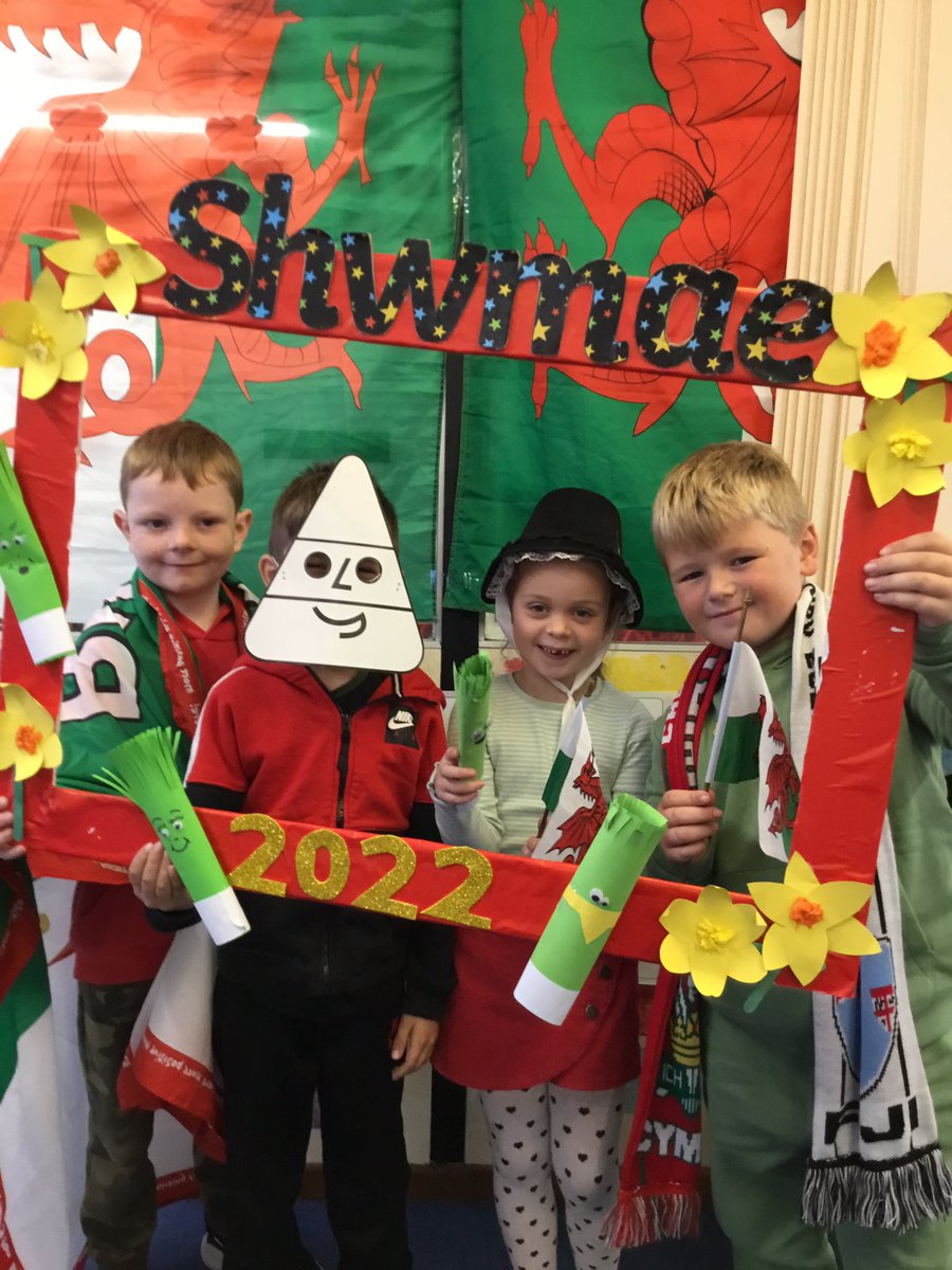 CrynalltPrimary's tweet photo. Shwmae Su’mae #cryp2 #cryp3 #crypLanguage#CrypEthicalInformed https://t.co/KIqvqP6tHj
