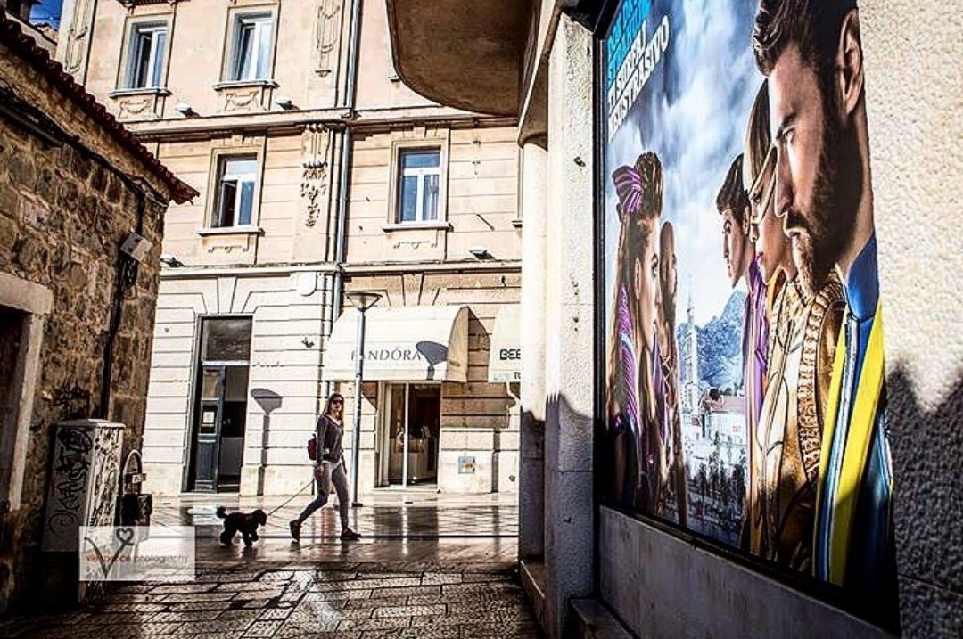 viesphotography's tweet photo. One of my #streetphotography shots from #splitcroatia #stunninglight #greatcompany looking forward to more adventures https://t.co/uR3lfRwemO