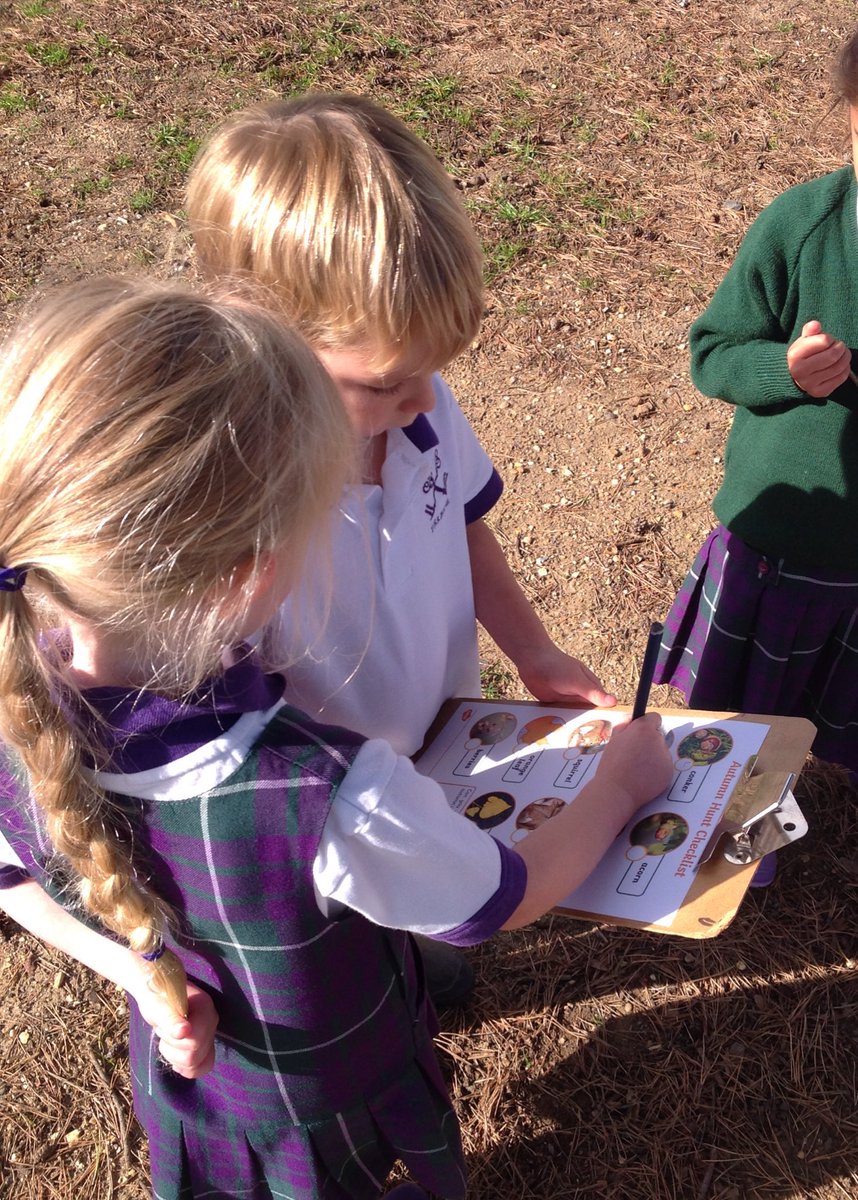 #YorkHouseReception went on a walk around our school grounds this week to spot the signs of autumn and to collect autumn treasures to use in our learning in the classroom 🍂 #AdventureAwaits #TheYorkHouseWay