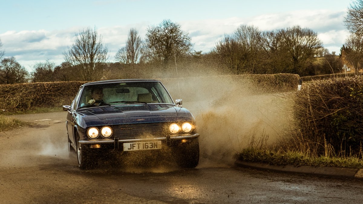 CropredyBridge's tweet photo. Friday. Trying to get work done and not think about where to drive this weekend...

#jensen #classiccarsdriven #whatevertheweather #jensenspecialist #daydreamingdrivetime https://t.co/DQvlPuRcTh