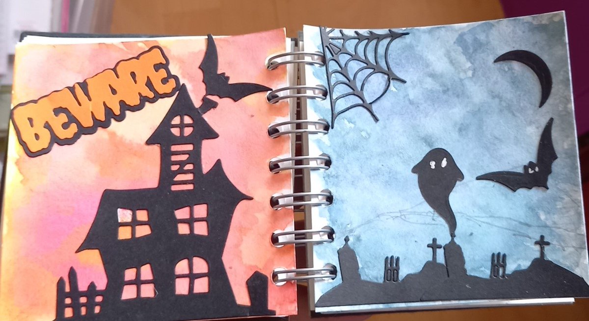 #Halloween #artjournalpages #diecutting #spooky #artjournals #Watercolour #crafting #craftaddicts