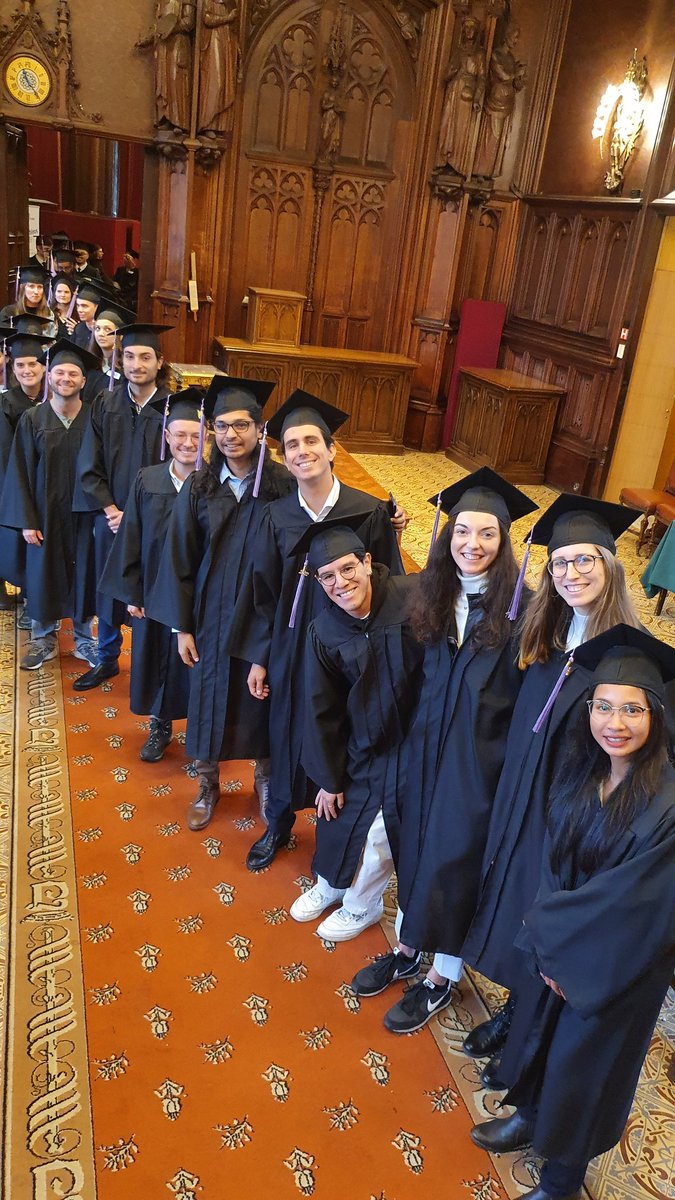 HAPPENING NOW: Proclamation of #Classof2022 of <a href="/Erasmus_Mundus/">Erasmus Mundus Association (EMA)</a> Joint Master Degree in #Tropical #Biodiversity and #Ecosystems <a href="/TROPIMUNDO/">TROPIMUNDO</a> on the balcony of the #Brussels 🇧🇪 Town Hall