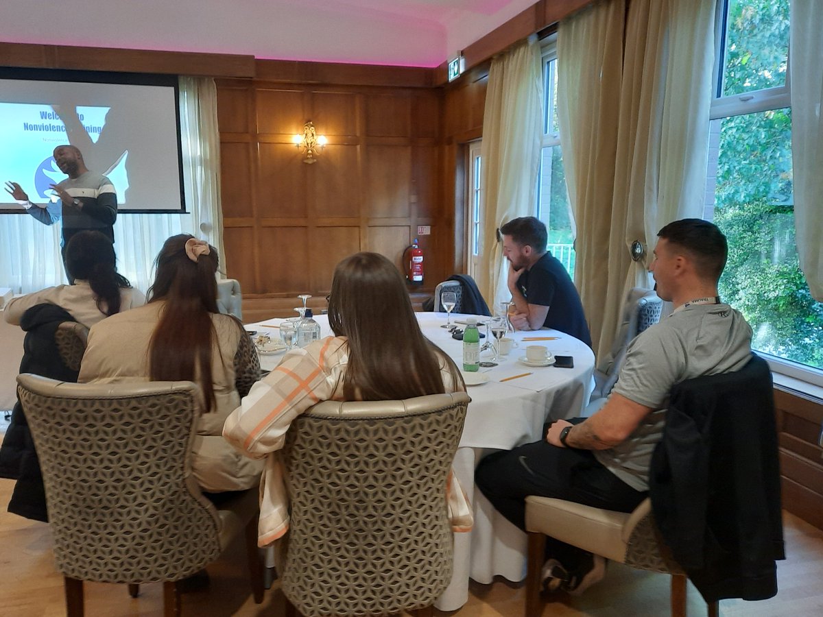 YouthWorkAll's tweet image. Shane from Rhode Island Anti-Violence Unit facilitating training on the theory &amp;amp; application of nonviolence techniques &amp;amp; strategies. An excellent CPD opportunity for staff from our member organisations &amp;amp; other workers across the sectors. 
@eayouthservice
#DevelopingTheWorkforce