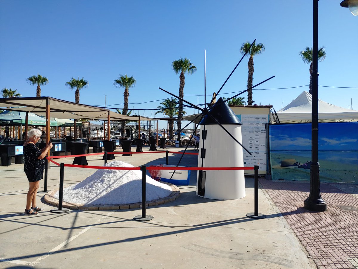 📻Hoy nuestro <a href="/MiradorORM/">El Mirador de Onda Regional 📻</a> y <a href="/elcieloDlaboca/">El Cielo De La Boca</a> salen al exterior

📡Desde las 12:00h escúchanos desde la explanada de Lo Pagán #SanPedrodelPinatar, donde se celebra el 2º Encuentro Gastronómico 'Paraíso Salado'

EN DIRECTO, con <a href="/MFerreroB/">Marta Ferrero 📻</a> <a href="/Sgallegob/">Sergio Gallego 🍽</a> 
orm.es