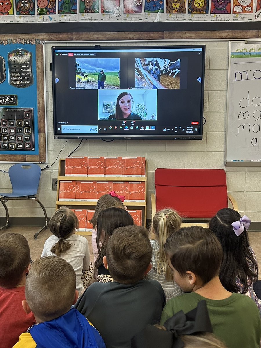 emchargue1's tweet photo. My class has adopted a cow to watch it grow throughout the year. Today we were introduced to Clearview Dairy Farm in Michigan to learn about how they take care of their cows, how often they milk them, and how the milk gets from the cows to the cooler. Thank you @MilkMeansMore https://t.co/eaP611DiR7