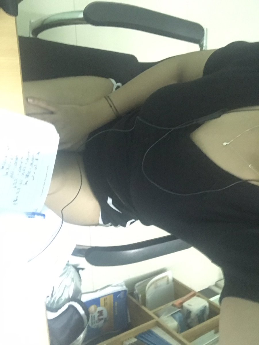 mpiipll's tweet photo. học bàiii ó https://t.co/g0y7EVRgdd