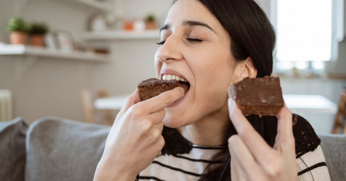 ZebraPenUK's tweet photo. This week is #BakingWeek AND #ChocolateWeek! Is there a better combo? #Baking for #mentalhealth has long been recognised for its therapeutic qualities. Whether itโs a pain au chocolat, a chocolate brownie, or a chocolatey Babka (aka Zebra Cake), whatโs your go-to baked treat? https://t.co/EsxtERysqb