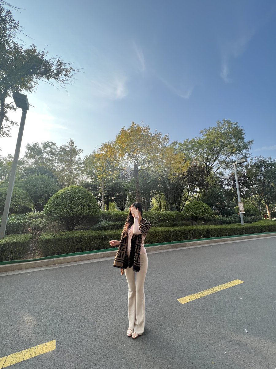 娇妻日记 (@jqrj2021) on Twitter photo 