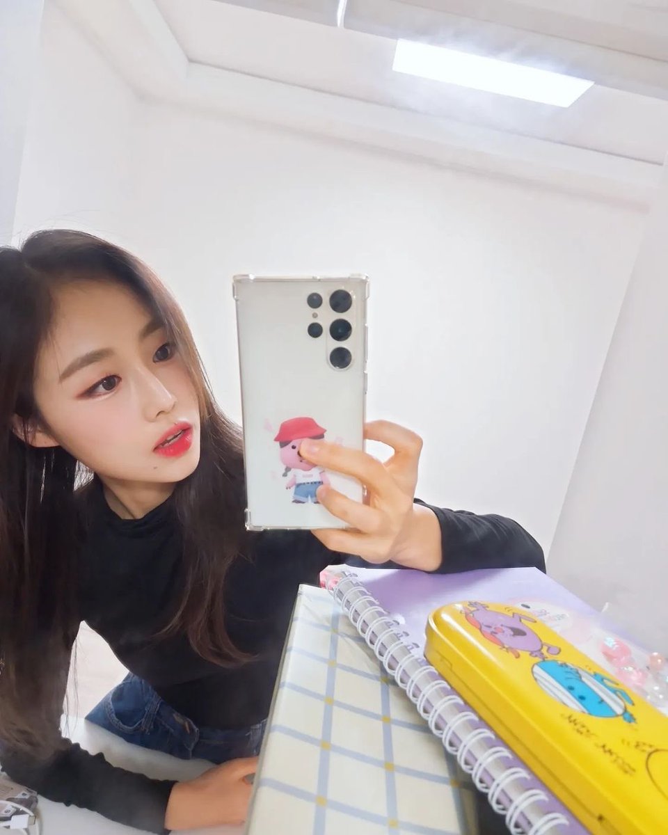 geulyz's tweet photo. 221014 #Lovelyz #LEESUJEONG INSTAGRAM
Don't miss #MrRadio #RelatablebyGeneration #MZLab today at 5 PM💜 https://t.co/9BvYfGr9Lj