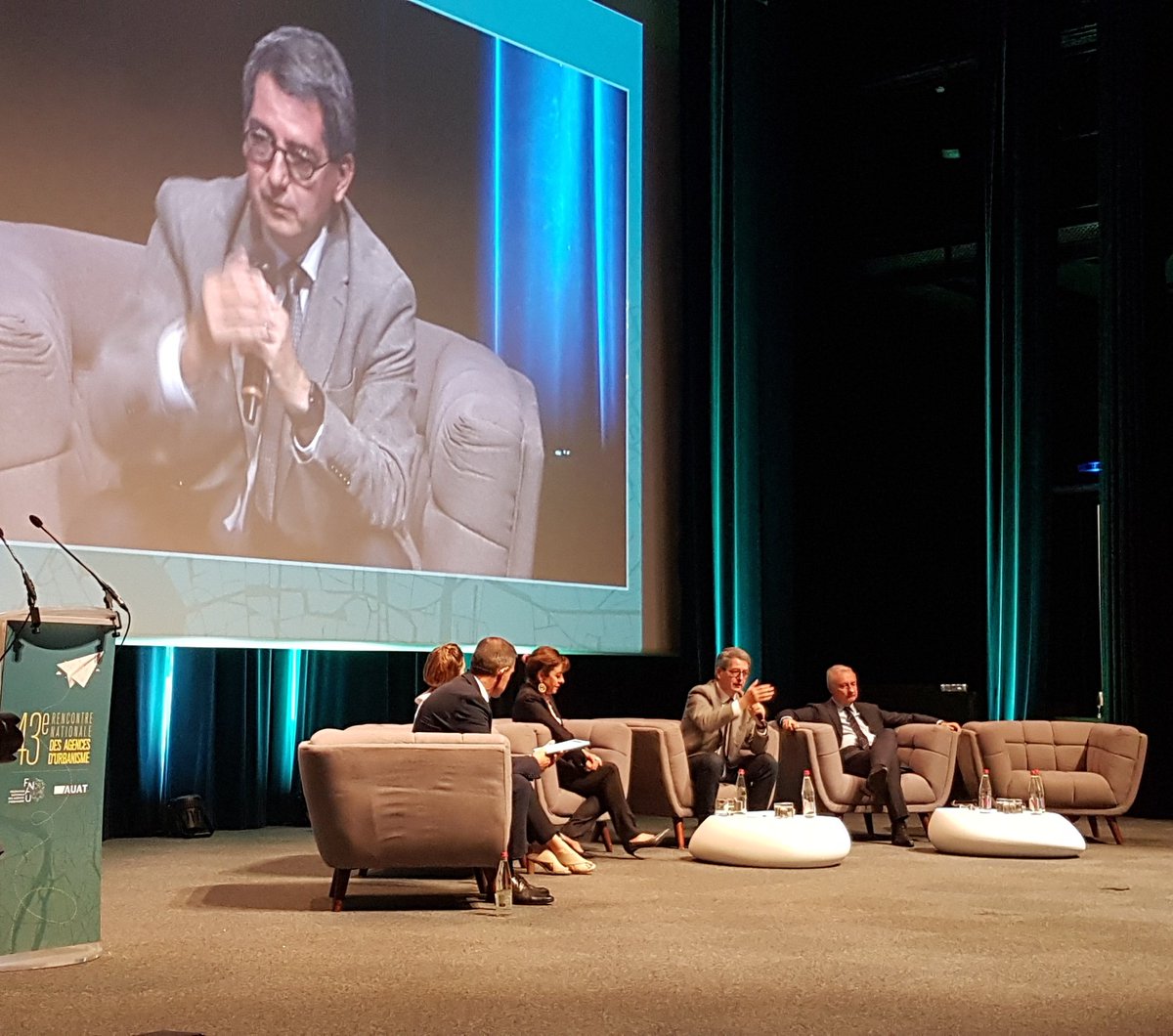 🔴 Quelles pistes pour s’engager et accompagner le changement ?
Merci aux intervenant.e.s de cette dernière table ronde à #fnau43 
▪️<a href="/CaroleDelga/">Carole Delga</a>, <a href="/Occitanie/">Région Occitanie</a> 
<a href="/Regionsdefrance/">Régions de France</a>
▪️<a href="/jlmoudenc/">Jean-Luc Moudenc</a>, <a href="/Toulouse/">Toulouse - Mairie et Métropole</a>
<a href="/TlseMetropole/">Toulouse Métropole - INACTIF</a>
▪️<a href="/JeanROTTNER/">Jean ROTTNER</a>, <a href="/Fnau_urba/">FNAU - Fédération des agences d’urbanisme</a>
<a href="/regiongrandest/">Région Grand Est</a>