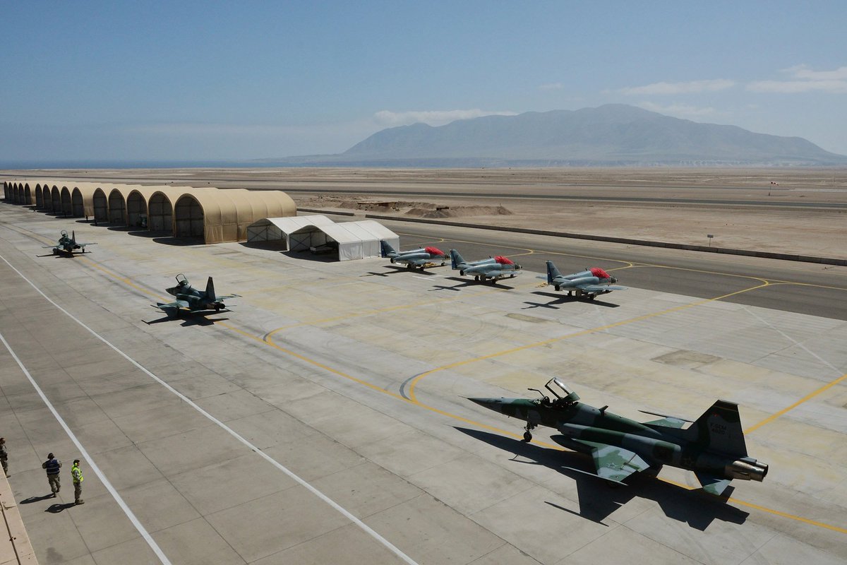 Roberto_yeager's tweet photo. Está teniendo lugar en #Chile, el ejercicio internacional #Salitre2022, participan F-5EM, KC-390 y KC-30 de la #FAB, A-4AR e IA-63 de la #FuerzaAereaArgentina #FAA y F-16 y A-36 #Toqui (los C-101 #Culopollo #Halcon) de la #FACH
https://t.co/pxvAUgtXP6
https://t.co/HnELFuhdhf https://t.co/1ArwhTu91x