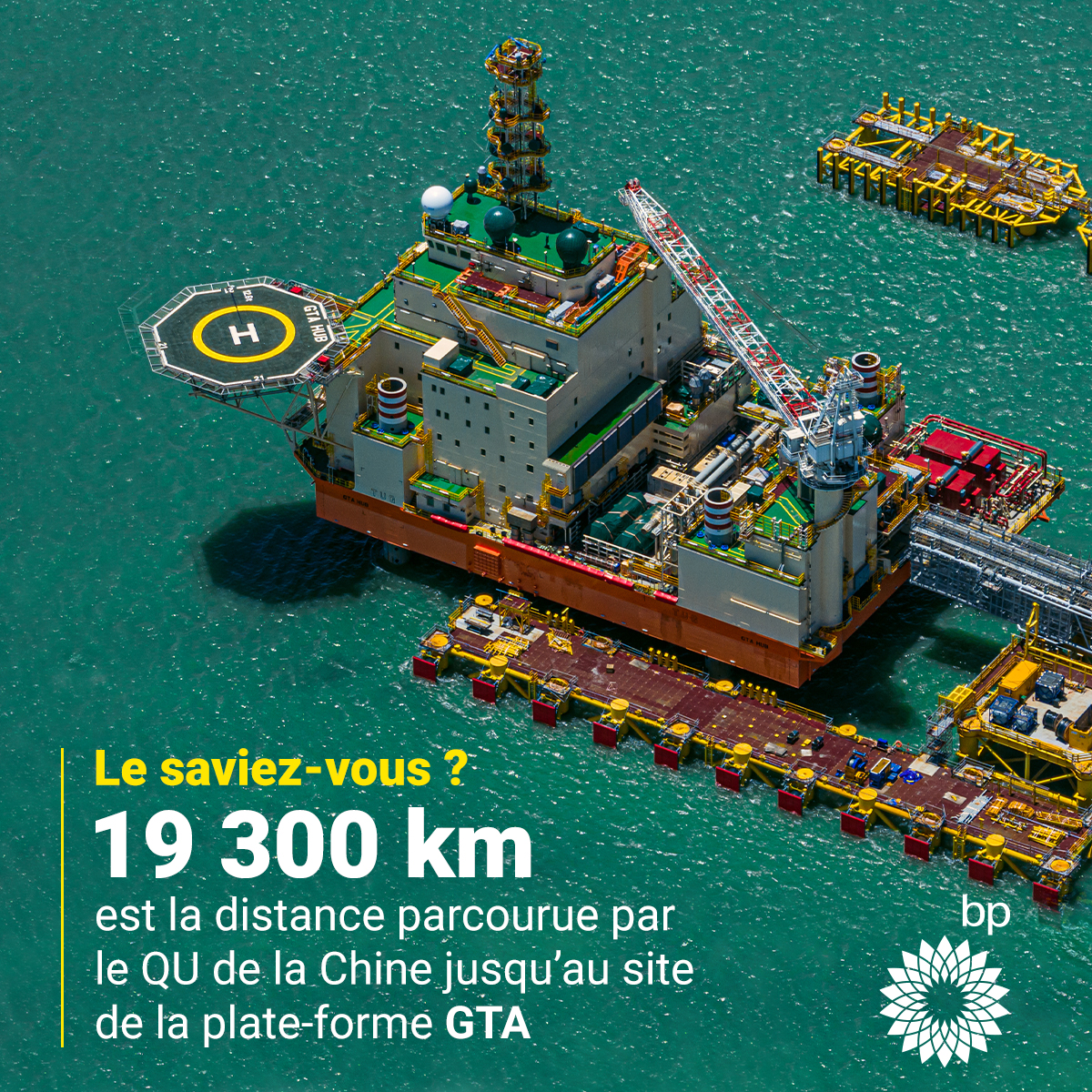 La plate-forme QU (quartiers d’habitation) a parcouru près de 19.300 km, depuis Yantai en Chine jusqu’au site du projet GTA au large de la Mauritanie et du Sénégal.