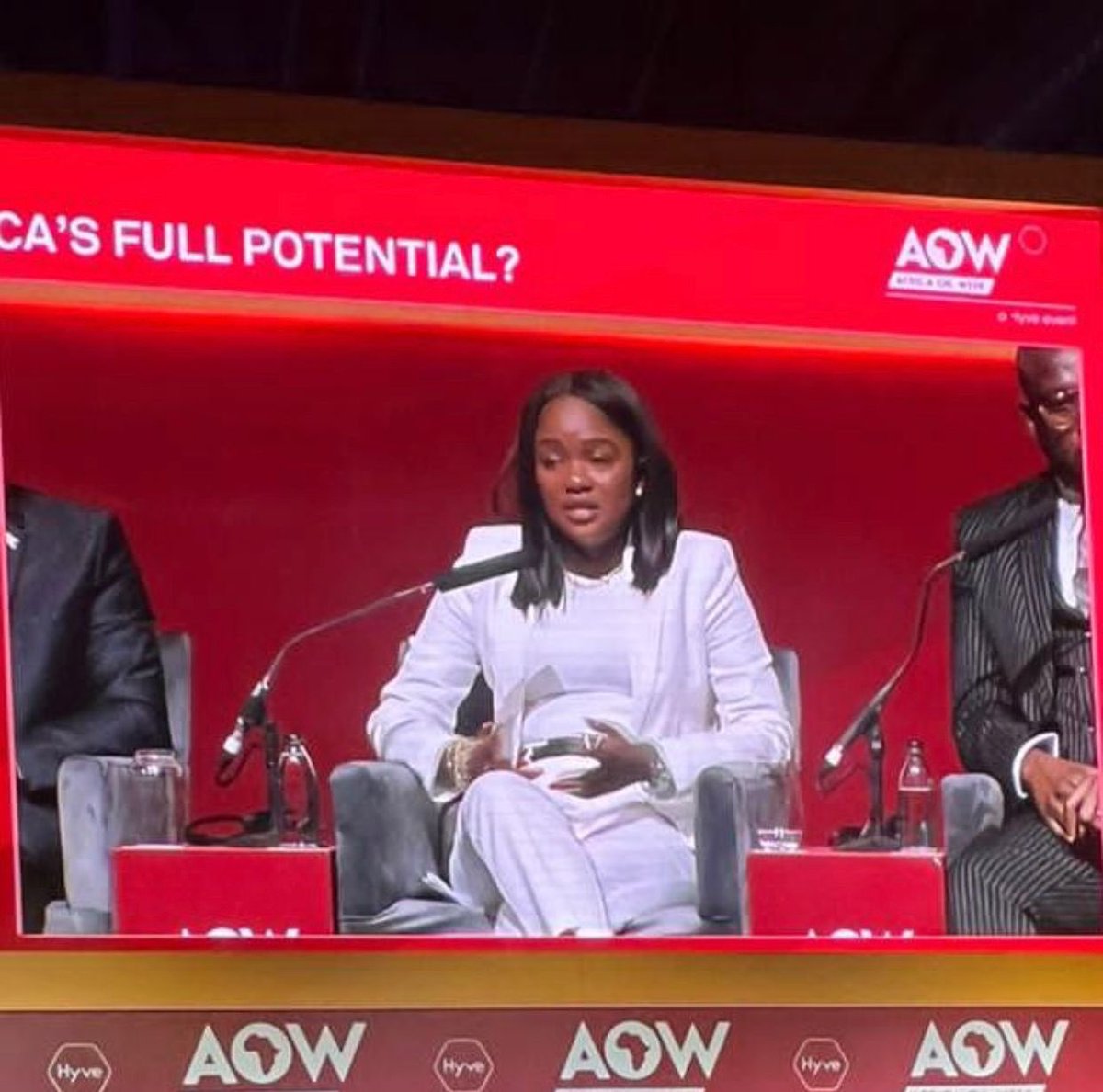 NOCAL__'s tweet photo. At the 2022 event of Africa Oil Week (AOW) hosted in Cape Town, South Africa, Atty. Saifuah-Mai Gray participated in a high-level panel discussion that aimed at gauging the ideas of top officials of oil companies across Africa. https://t.co/3NJF7pQaPA