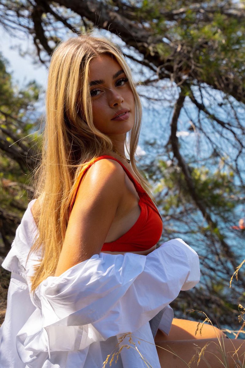 JoLaVanille's tweet photo. ANNONCE ⚠️

Ce soir 22h30 Emma sera avec nous pour un NEXT + une radio LOVE ( ont régle vos problèmes) LETSGOOOO https://t.co/SGfPDJUoQe