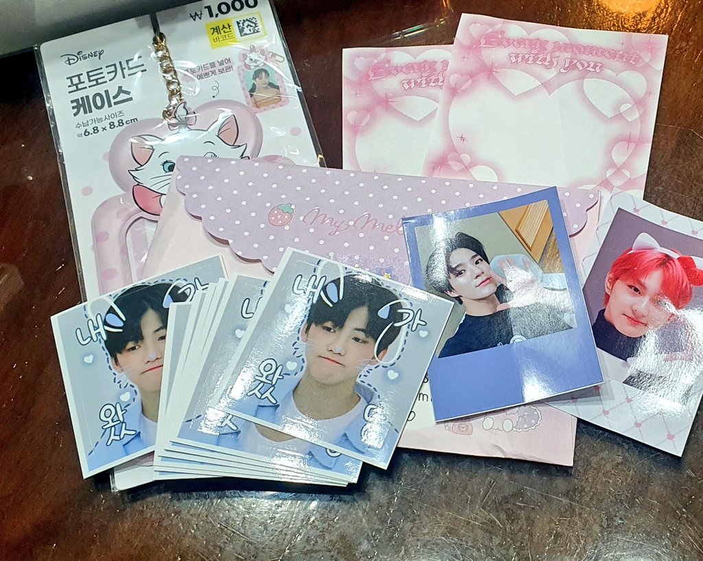 Inkacartue's tweet photo. #inkmail22๐
Thank you so much @peachwoni for another mail! Wasn't able to take a picture of everything (specially hoon) bcz all of them r all over the place๐ญ until next transact๐ฅฐ
#THXPCHWN https://t.co/kjwPKBS9xO
