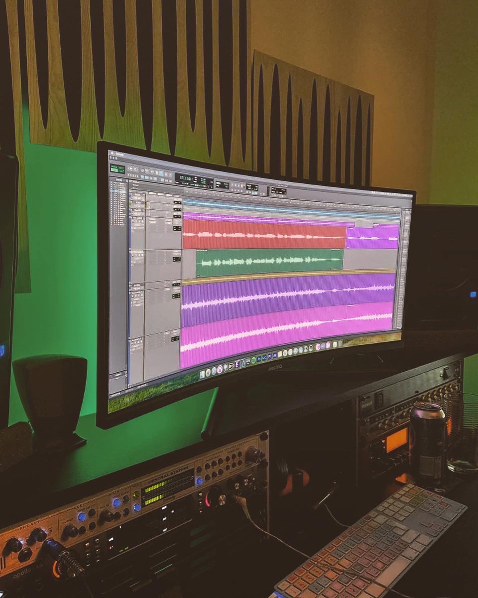 RecoveringBand's tweet photo. We’re bringing something big for 2023! #ukcountry #ukcountrymusic #countrymusic #country #band https://t.co/iWcAFdLl40