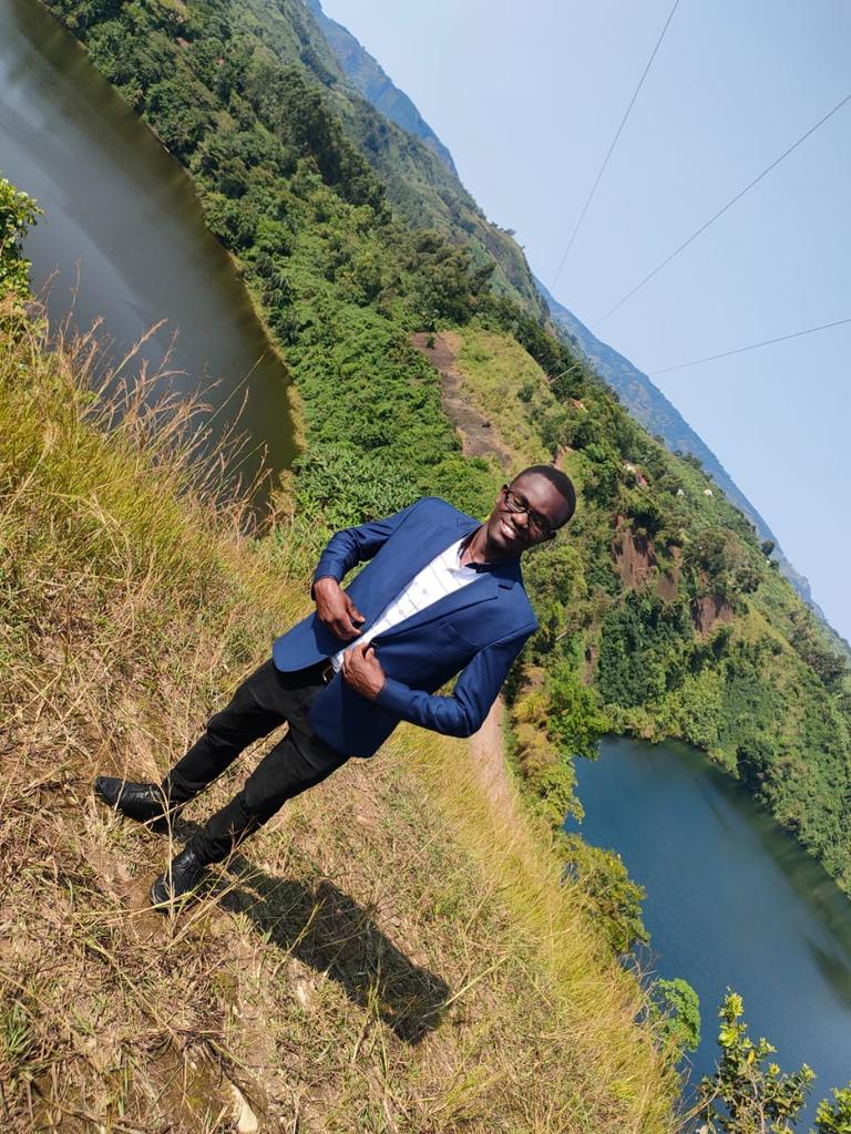RobertFridays's tweet photo. Where my journey starts from, we thank God for gift of Bunyaruguru. 
You can come and have a glance to such beautiful sceneries. https://t.co/8MO6TZL36g