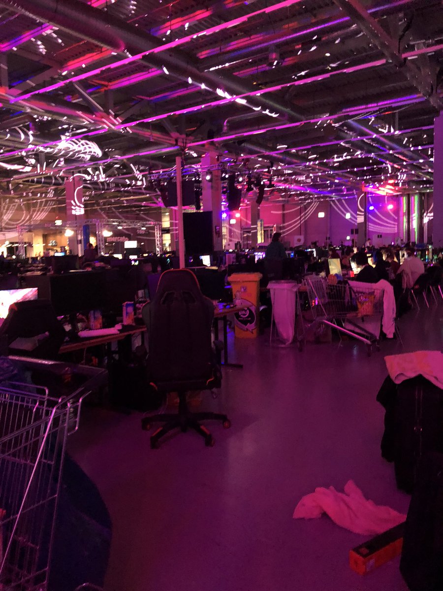 BabosGaming's tweet photo. First Day of @switzerlanCH was very nice ✌️

Today the tournaments will start. 
Good luck to all Teams💪☺️ https://t.co/qslM13T5Vo